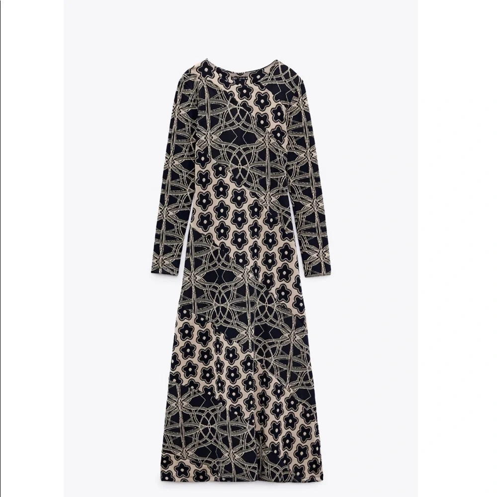 ZARA NWT LONG JACQUARD DRESS πΈ - Picture 6 of 10